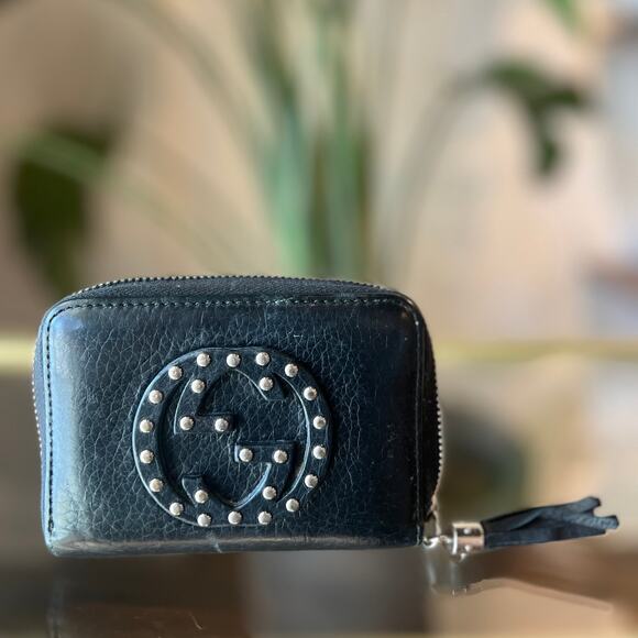 GUCCI Pebbled Calfskin Studded Soho Disco Compact Wallet - Picture 1 of 6